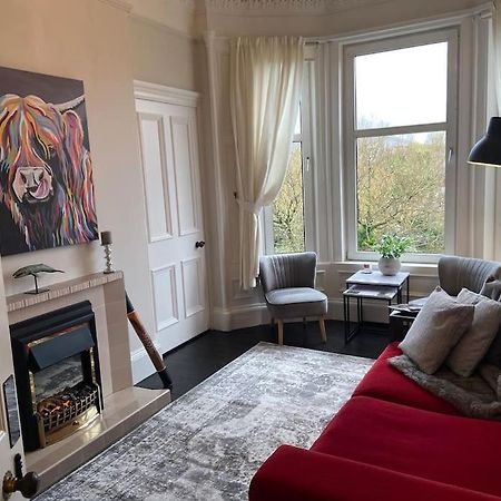 Beautiful Traditional Flat In The Center Of Largs. Dış mekan fotoğraf